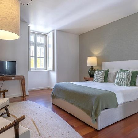LovelyStay - Chiado 3Bedroom Wonder Lissabon Buitenkant foto