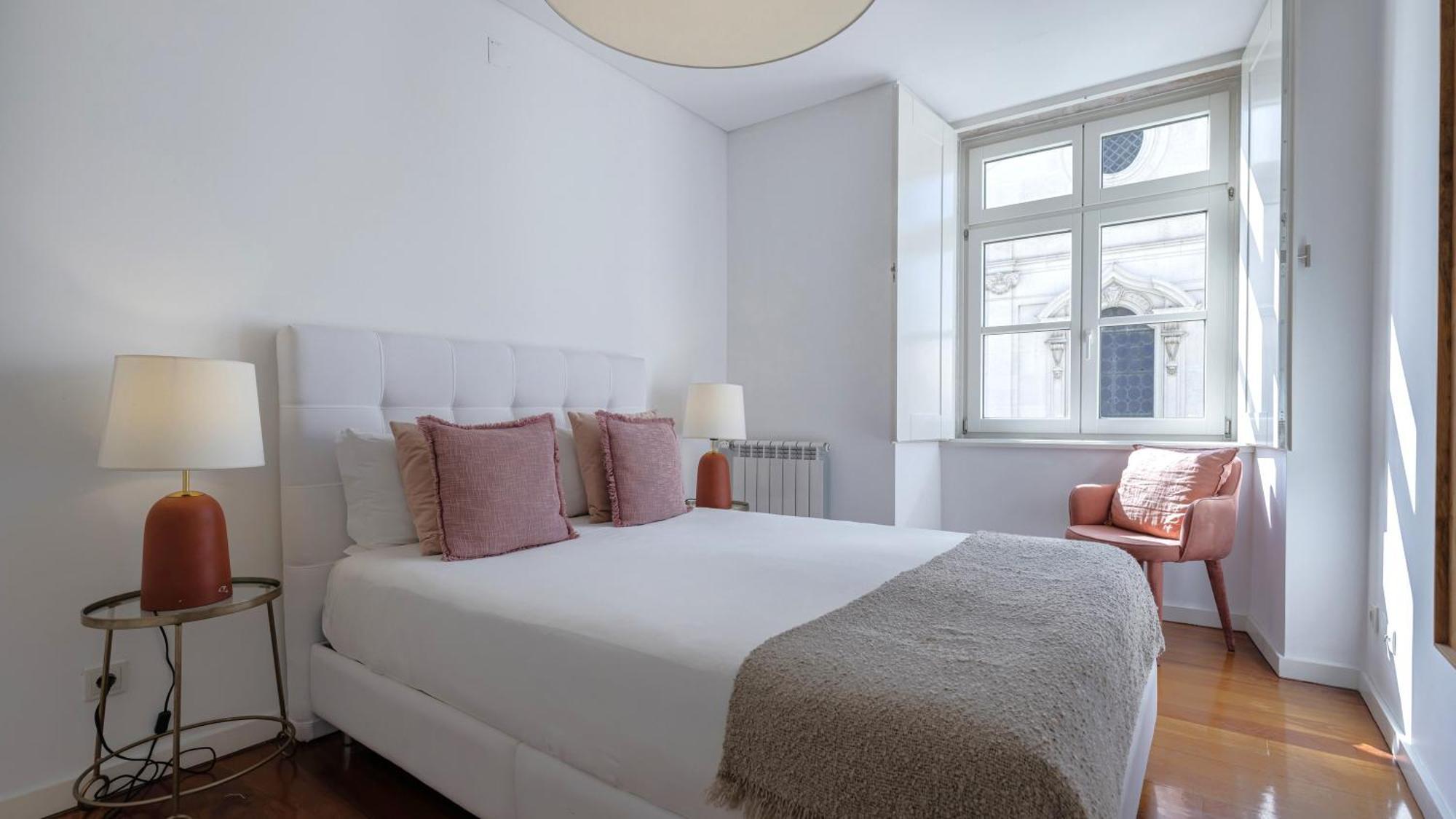 LovelyStay - Chiado 3Bedroom Wonder Lissabon Buitenkant foto