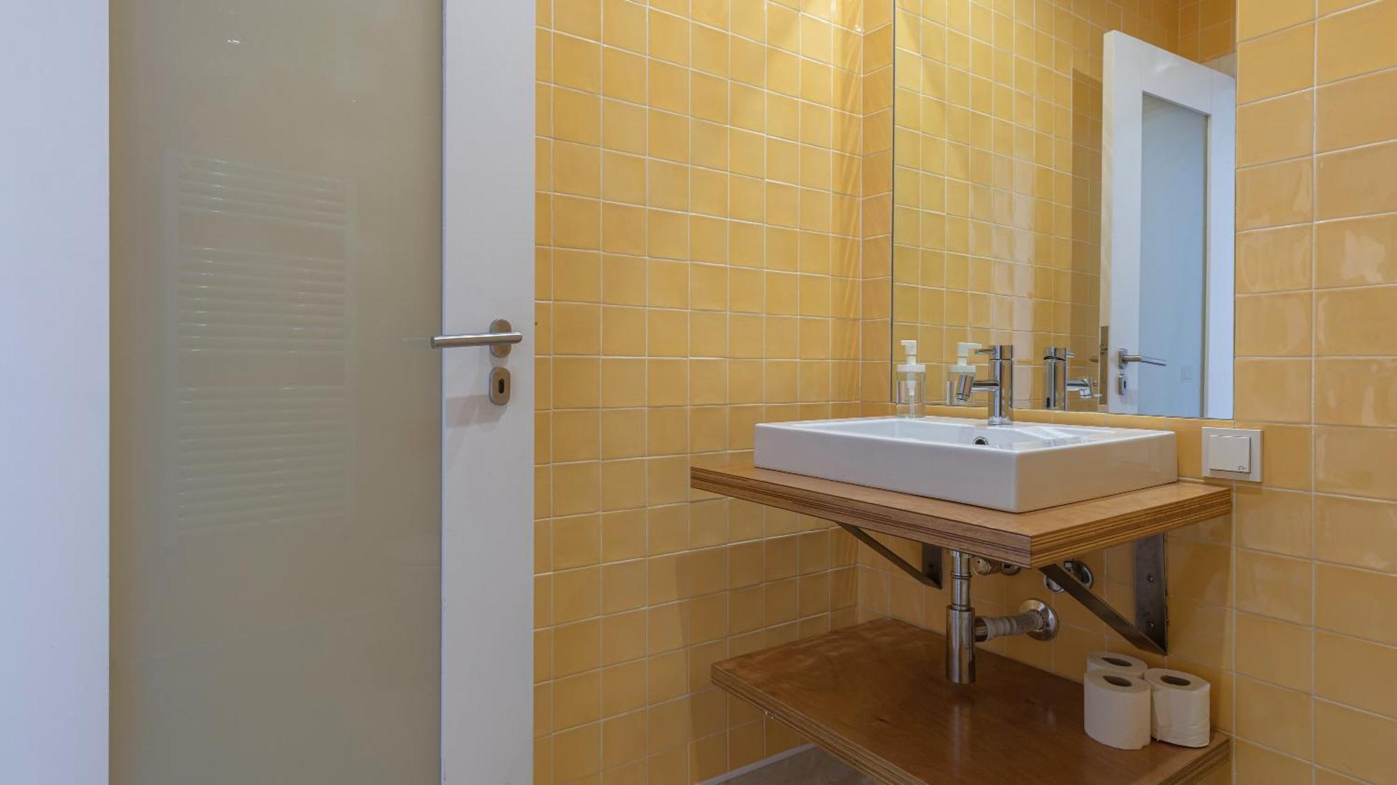 LovelyStay - Chiado 3Bedroom Wonder Lissabon Buitenkant foto