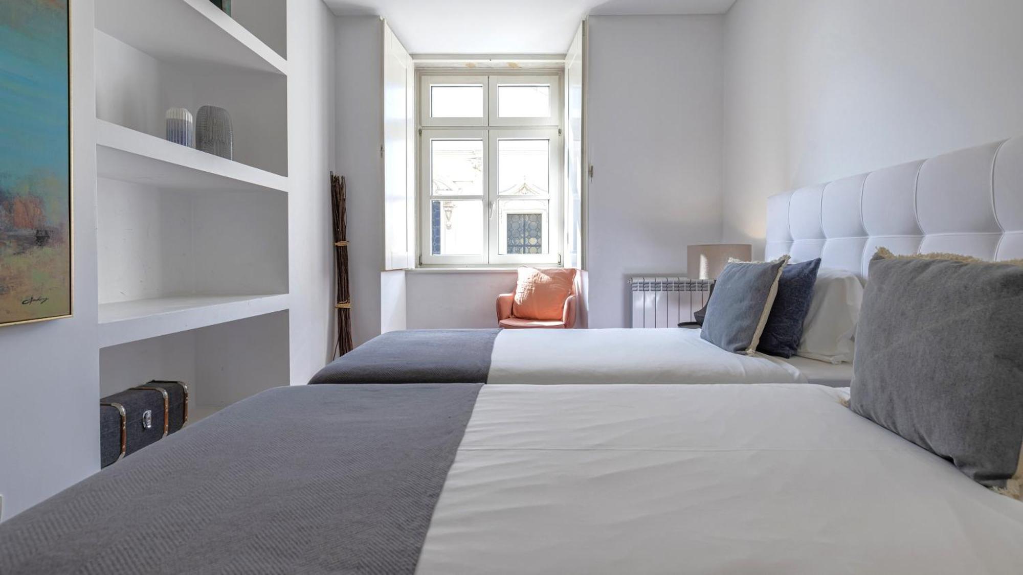 LovelyStay - Chiado 3Bedroom Wonder Lissabon Buitenkant foto